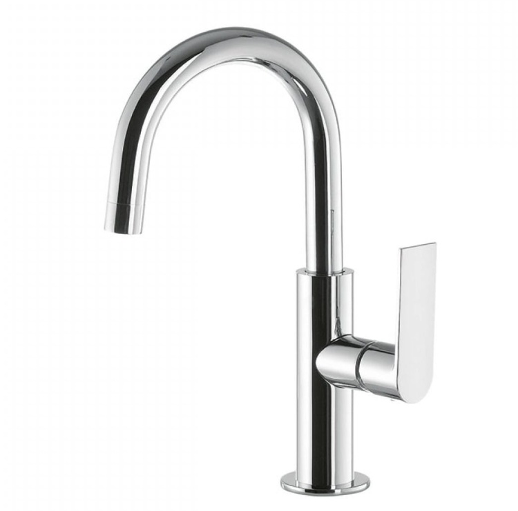 Tres 20020504 BudoHurt.com Łódź.jpg