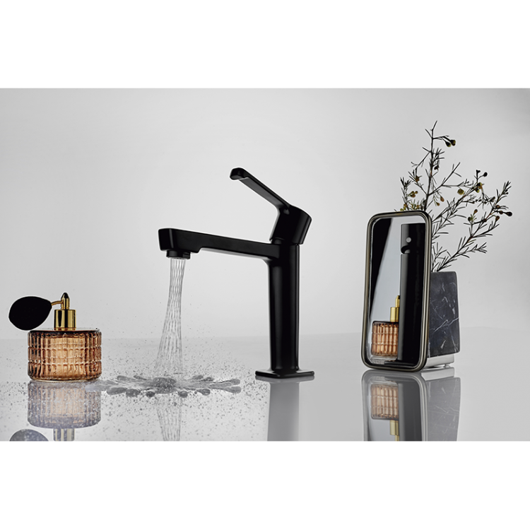 GRB JOLIE Bateria umywalkowa z korkiem klik Czarny 82512822 wizual. BudoHurt.com Łódź.png