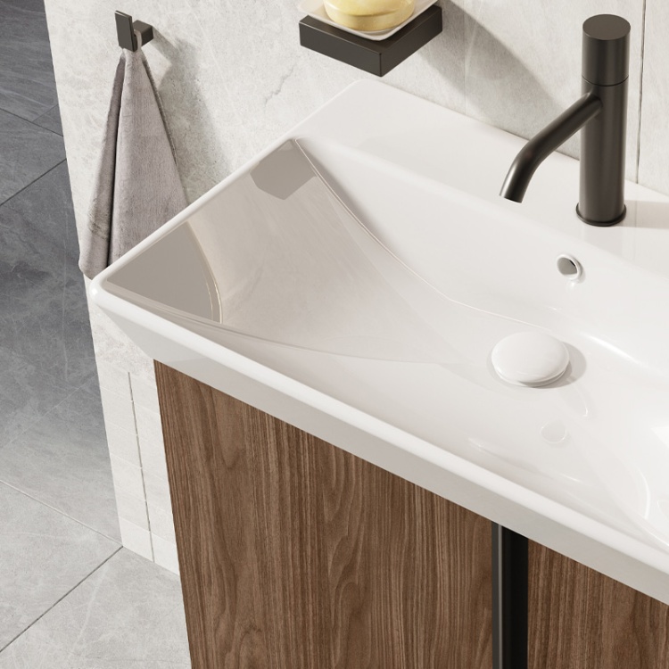 RE020500127060 wizual.1  BudoHurt.com Łódź.jpg